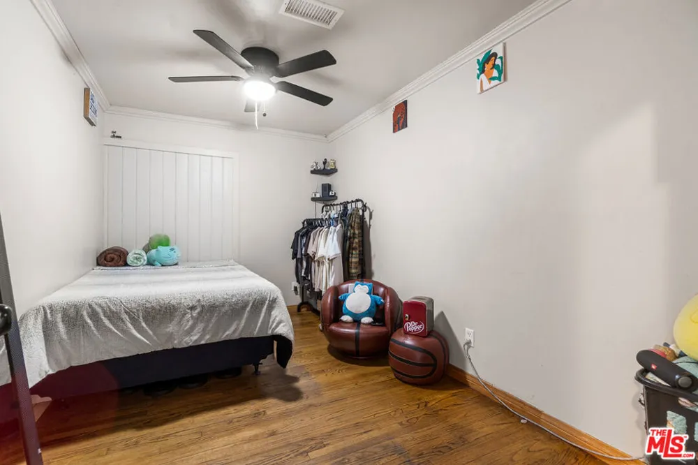 13748 Sunburst Street Arleta, CA 91331