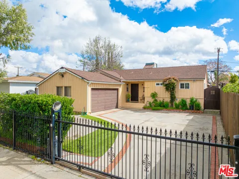 13748 Sunburst Street