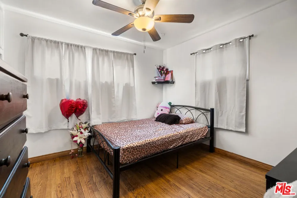 13748 Sunburst Street Arleta, CA 91331