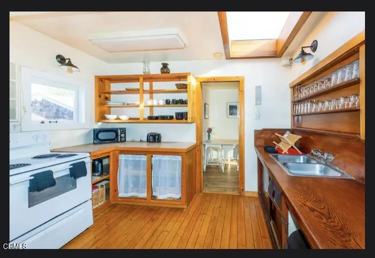 15301 Caspar Road Caspar, CA 95420