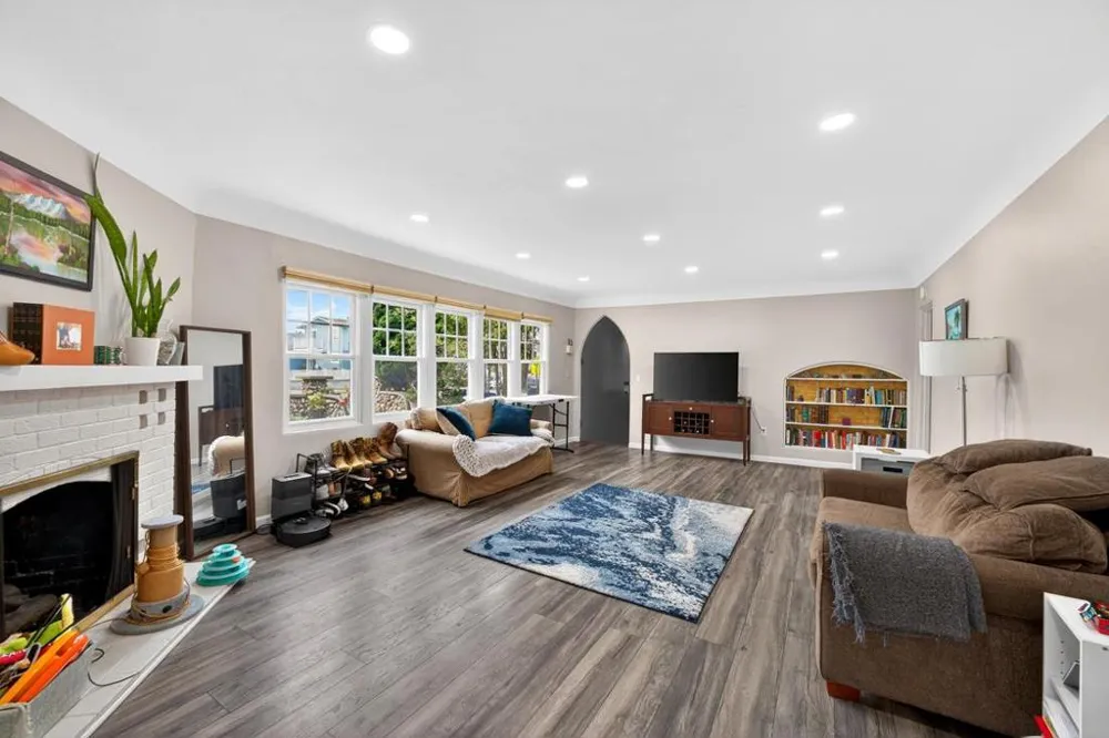 410 Pine Avenue Pacific Grove, CA 93950