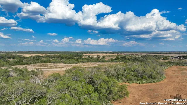 000 Von Ormy Rd Von Ormy, TX 78073