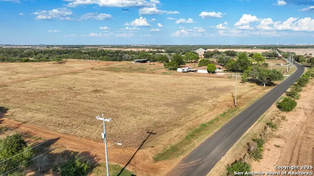 000 Von Ormy Rd Von Ormy, TX 78073