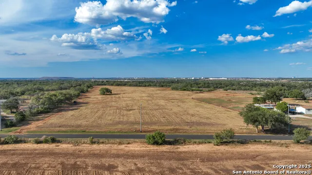 000 Von Ormy Rd Von Ormy, TX 78073