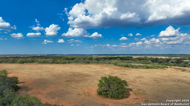 000 Von Ormy Rd Von Ormy, TX 78073