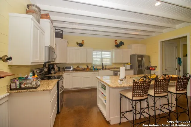 4237 County Road 330 Burnet, TX 78611
