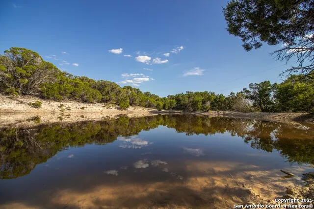 4237 County Road 330 Burnet, TX 78611