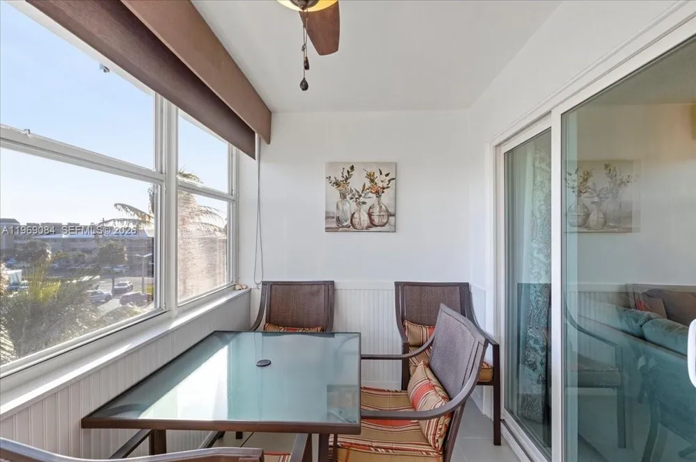 3201 NE 8th St #405 Pompano Beach, FL 33062
