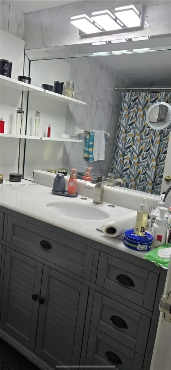 3800 S Ocean Dr #322 Hollywood, FL 33019