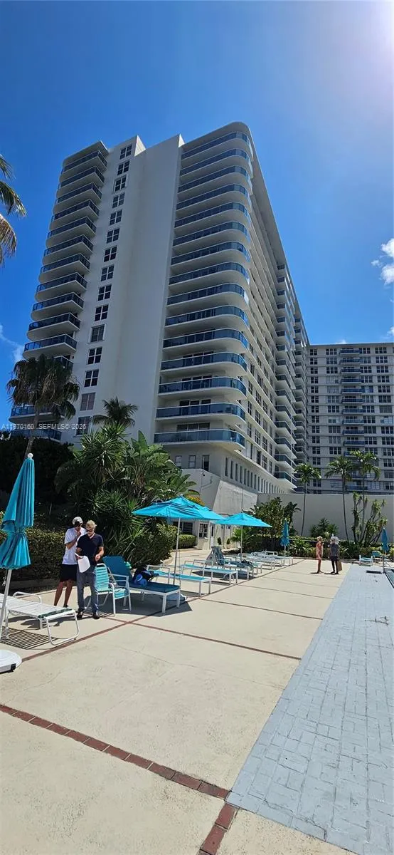 3800 S Ocean Dr #322 Hollywood, FL 33019