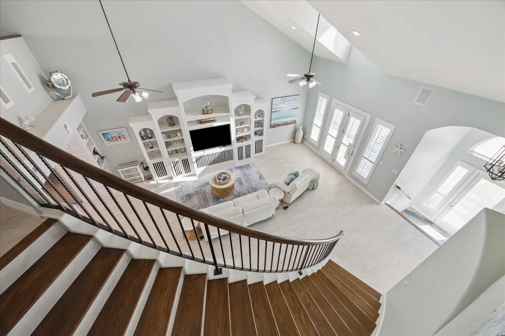 241 Tamana Drive Tiki Island, TX 77554