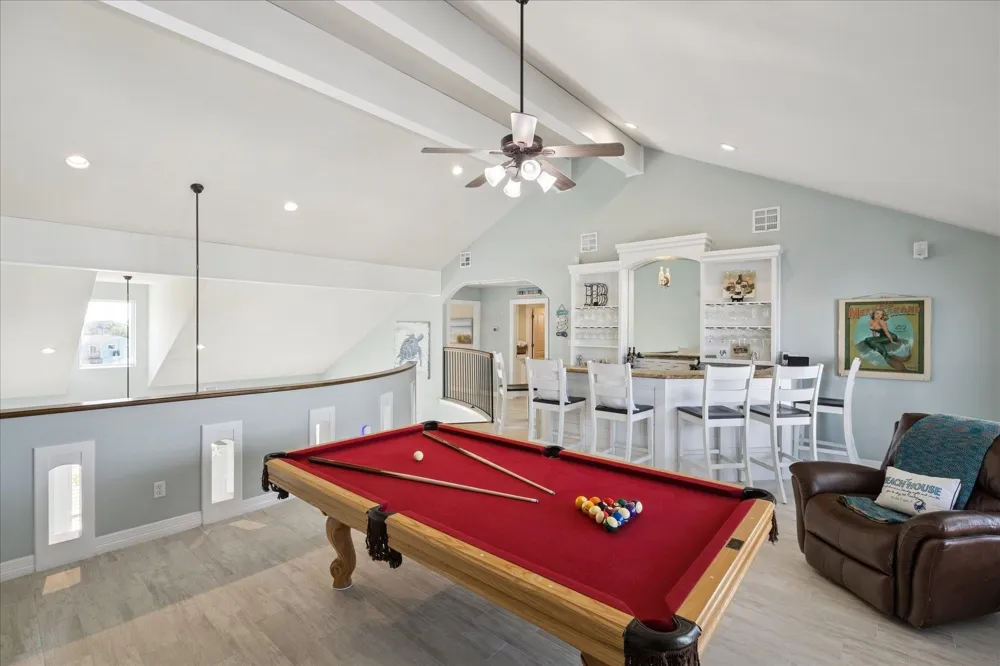 241 Tamana Drive Tiki Island, TX 77554