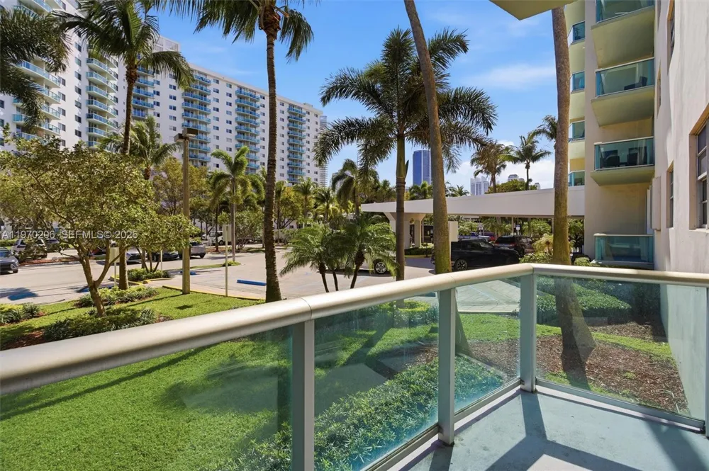 19390 Collins Ave #120 Sunny Isles Beach, FL 33160