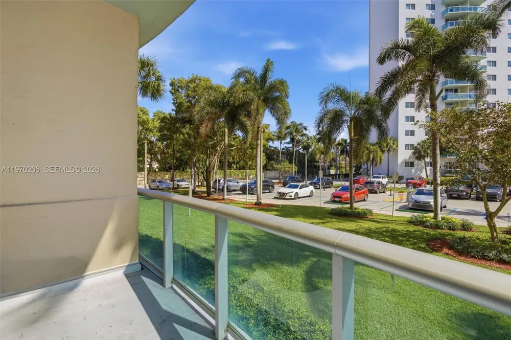 19390 Collins Ave #120 Sunny Isles Beach, FL 33160