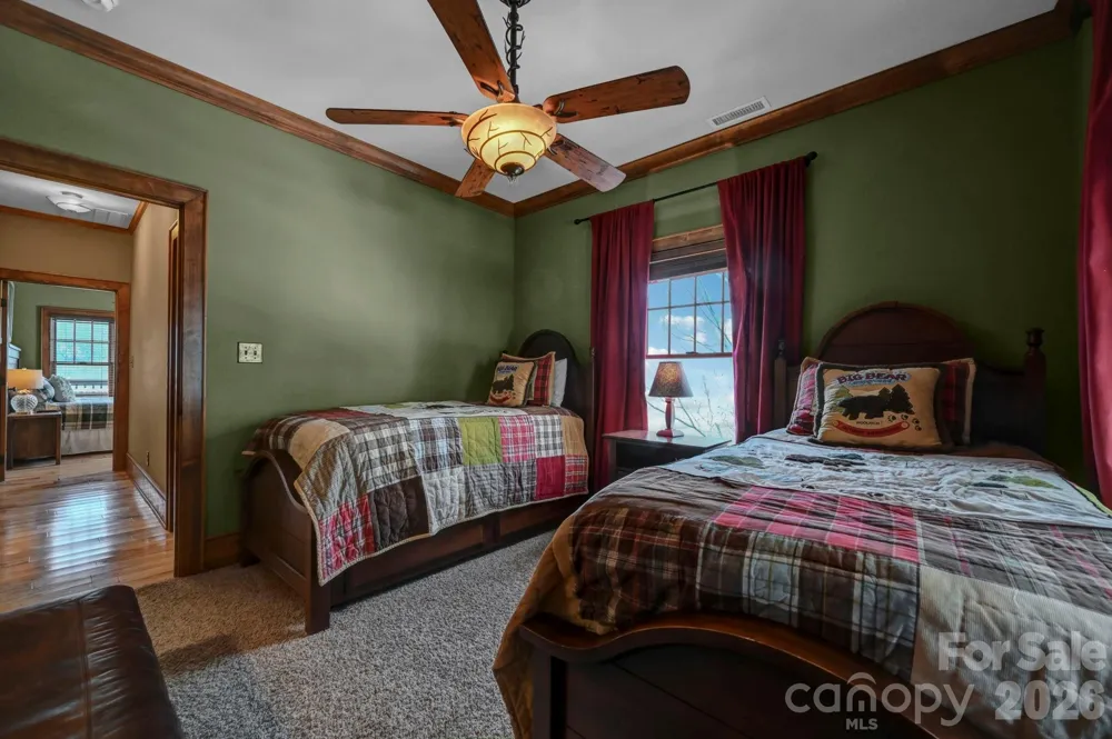 1226 Grouse Moor Drive Sugar Mountain, NC 28604