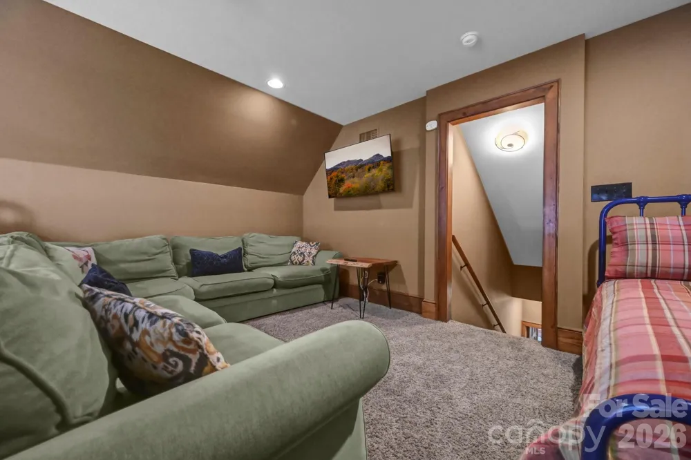 1226 Grouse Moor Drive Sugar Mountain, NC 28604