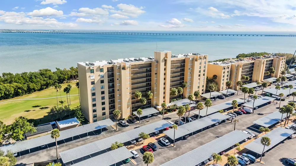 2618 COVE CAY DRIVE #204 Clearwater, FL 33760