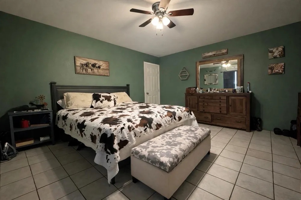 1010 Clay Circle Somerville, TX 77879