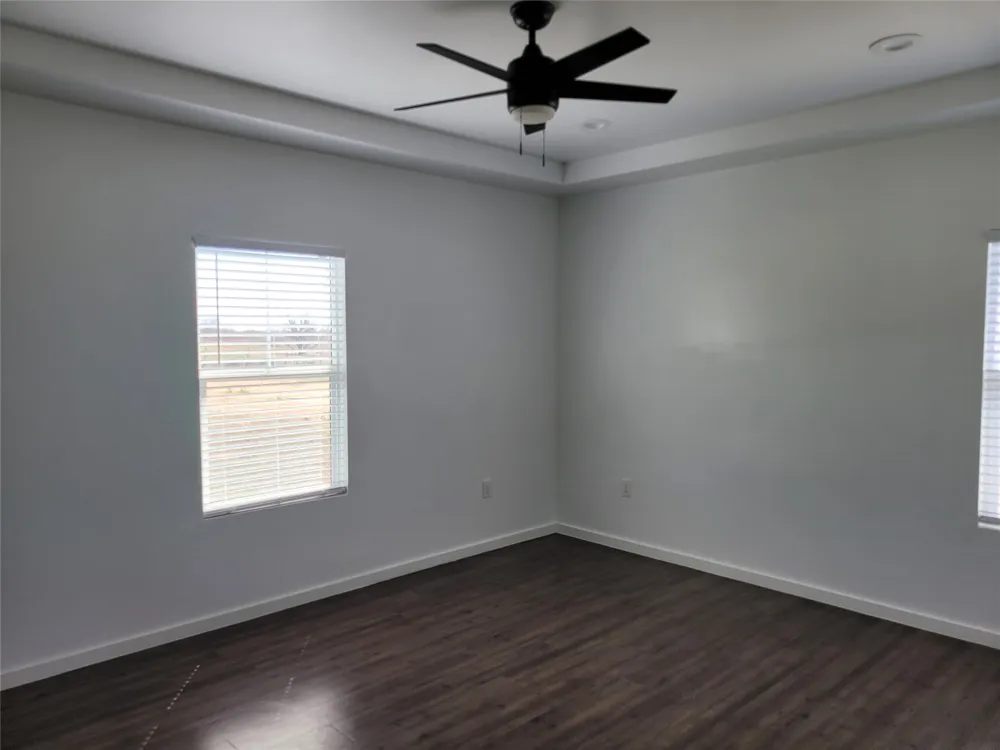 577 County Road 422 Road Stockdale, TX 78160
