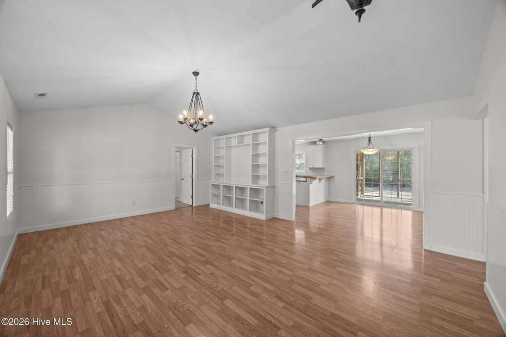 9329 Doris Drive Oriental, NC 28571