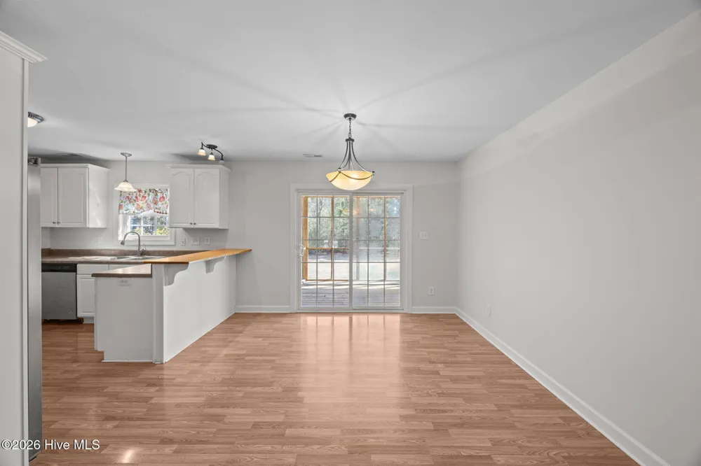 9329 Doris Drive Oriental, NC 28571