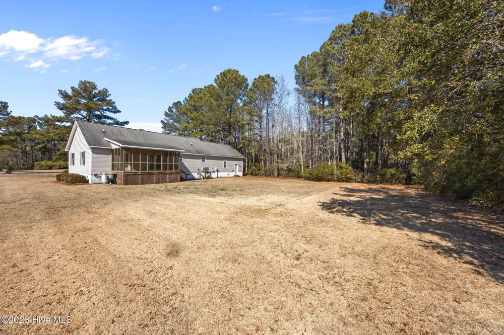 9329 Doris Drive Oriental, NC 28571