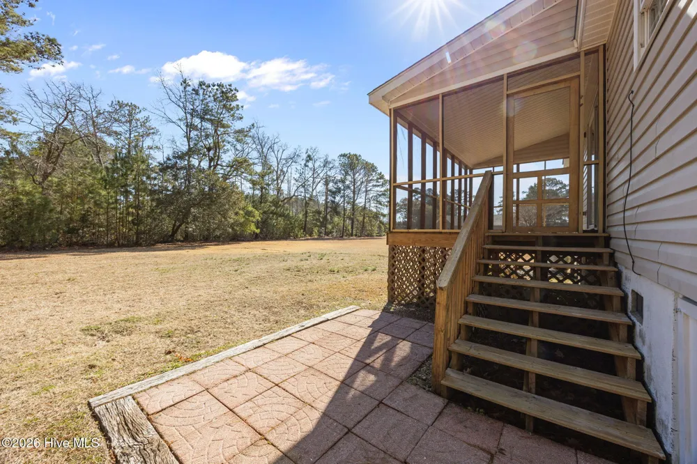 9329 Doris Drive Oriental, NC 28571