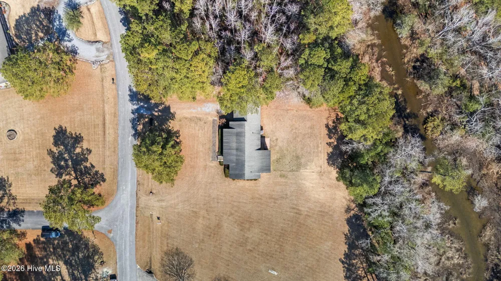 9329 Doris Drive Oriental, NC 28571