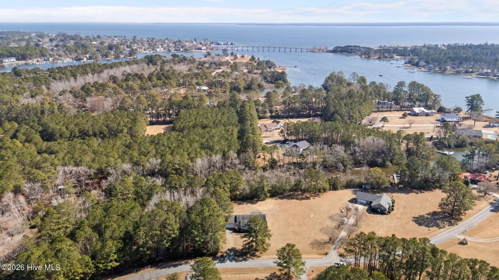 9329 Doris Drive Oriental, NC 28571