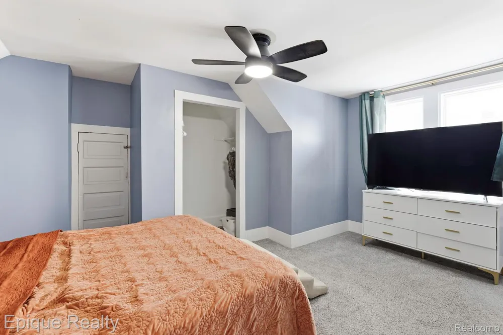 749 16th Street Port Huron City, MI 48060