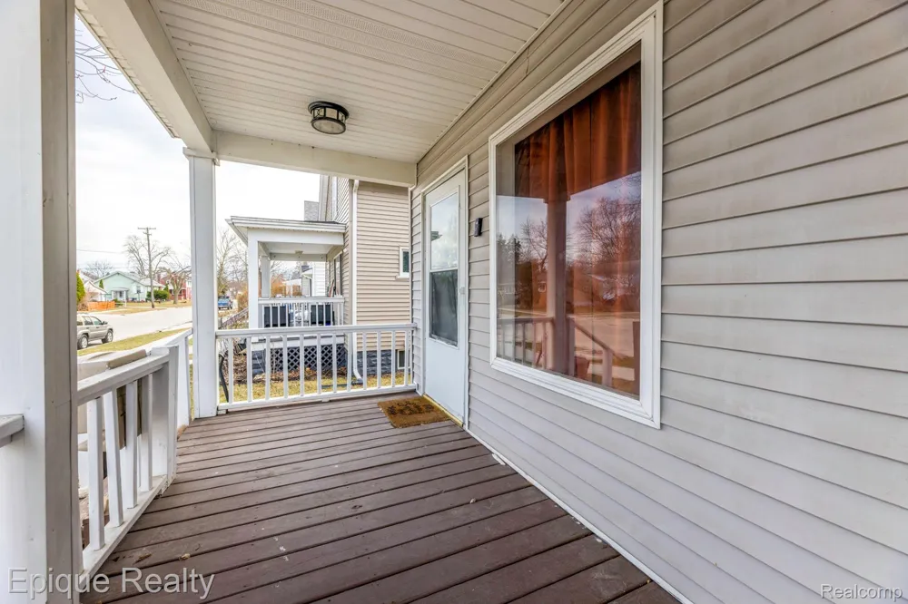 749 16th Street Port Huron City, MI 48060