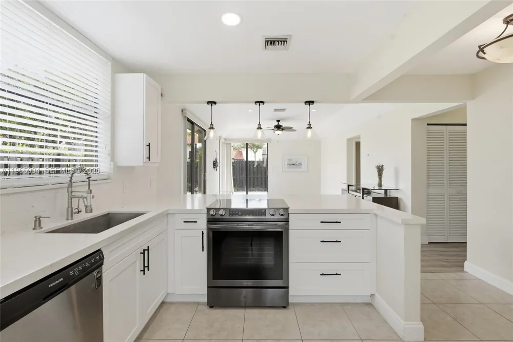 5726 Fox Hollow Dr #A Boca Raton, FL 33486