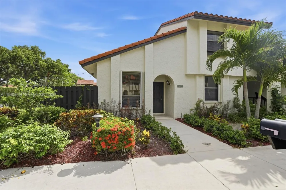 5726 Fox Hollow Dr #A Boca Raton, FL 33486