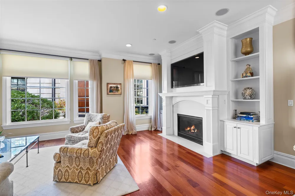 12 Rivers Edge Drive Tarrytown, NY 10591