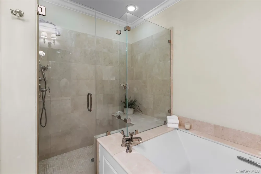 12 Rivers Edge Drive Tarrytown, NY 10591