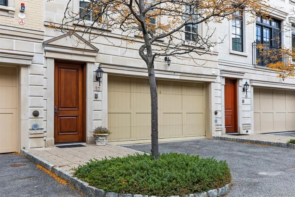 12 Rivers Edge Drive Tarrytown, NY 10591