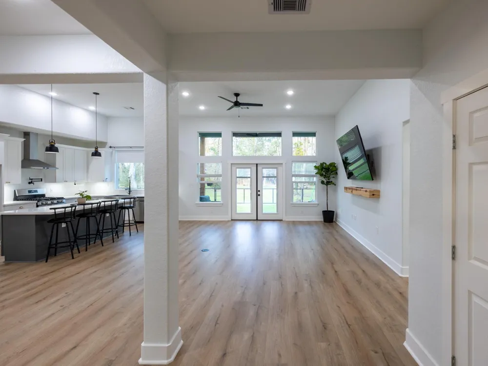 111 V Allen Lane Coldspring, TX 77331