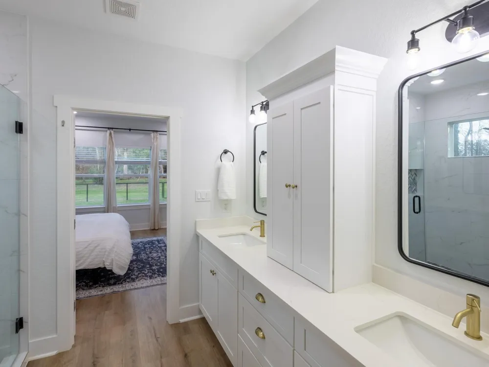 111 V Allen Lane Coldspring, TX 77331