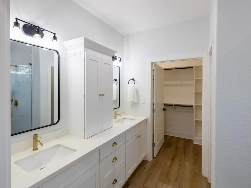 111 V Allen Lane Coldspring, TX 77331