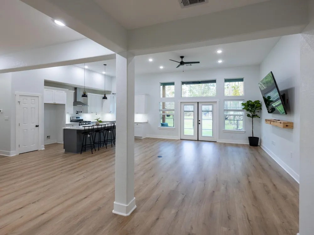 111 V Allen Lane Coldspring, TX 77331