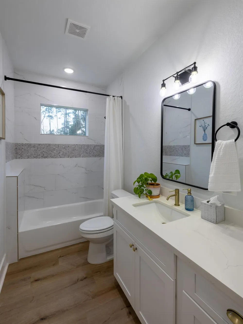 111 V Allen Lane Coldspring, TX 77331