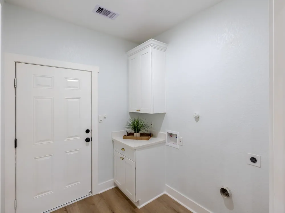 111 V Allen Lane Coldspring, TX 77331