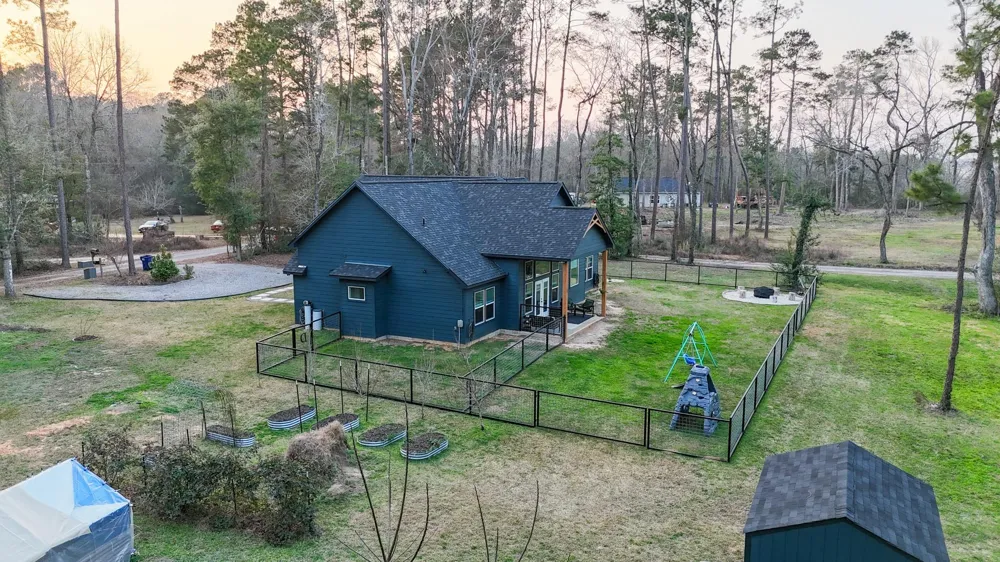 111 V Allen Lane Coldspring, TX 77331