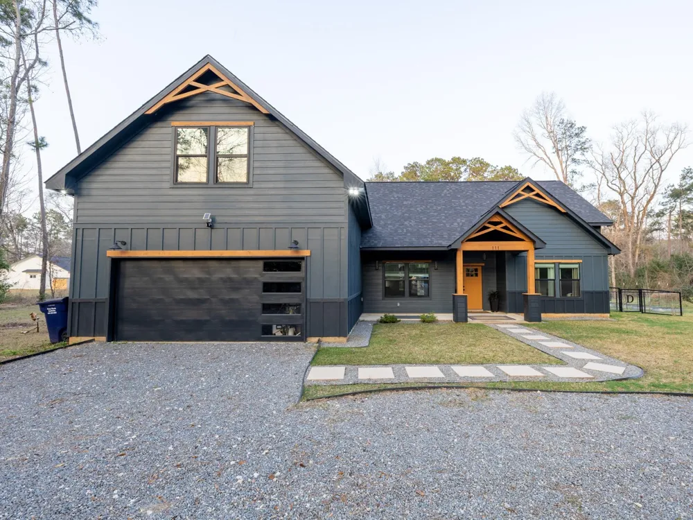 111 V Allen Lane Coldspring, TX 77331