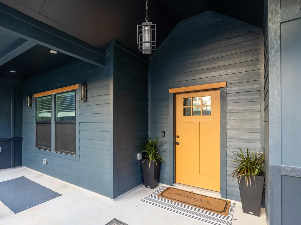 111 V Allen Lane Coldspring, TX 77331
