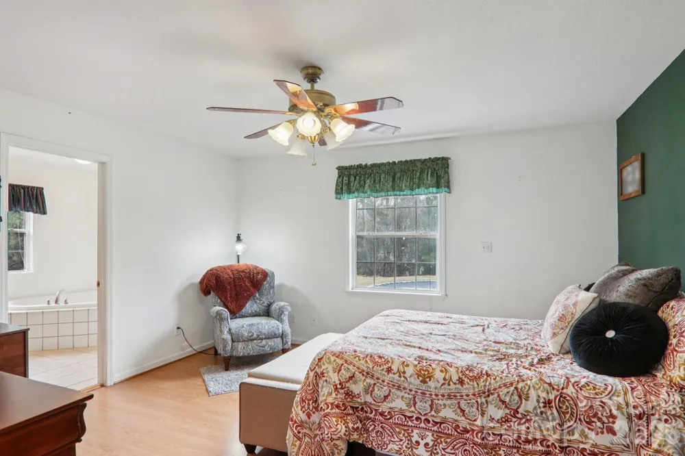 130 Crestview Street Canton, NC 28716