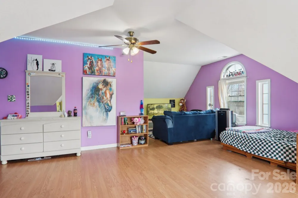 130 Crestview Street Canton, NC 28716
