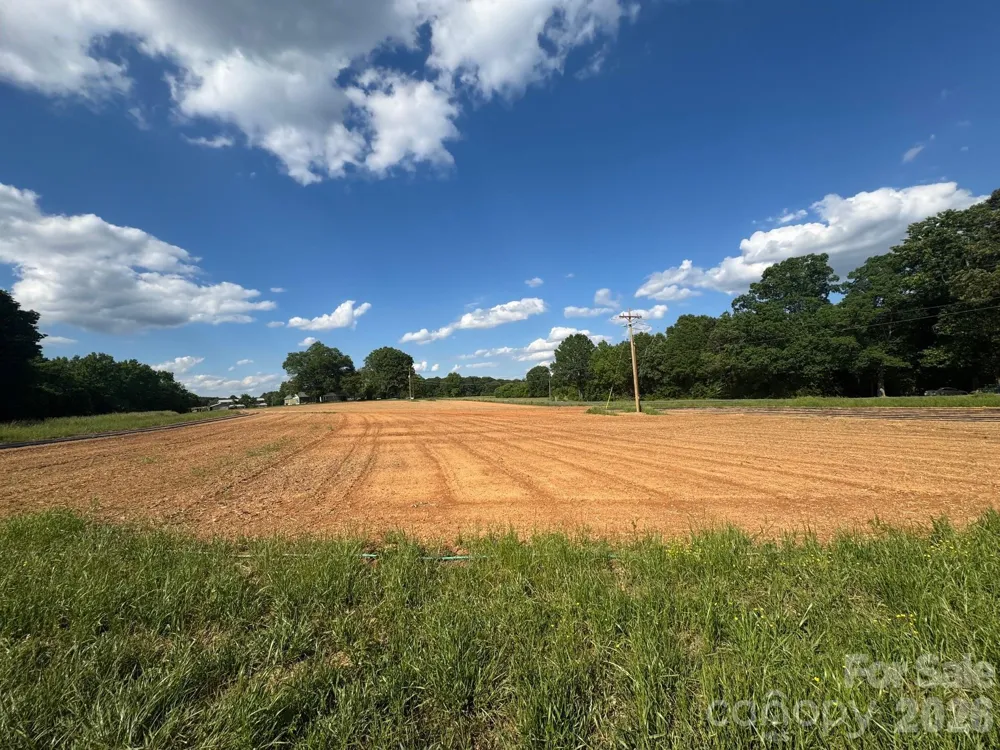 36299 Finger Road Mount Pleasant, NC 28124