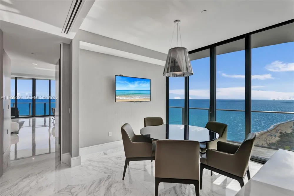 19575 Collins Ave #16 Sunny Isles Beach, FL 33160