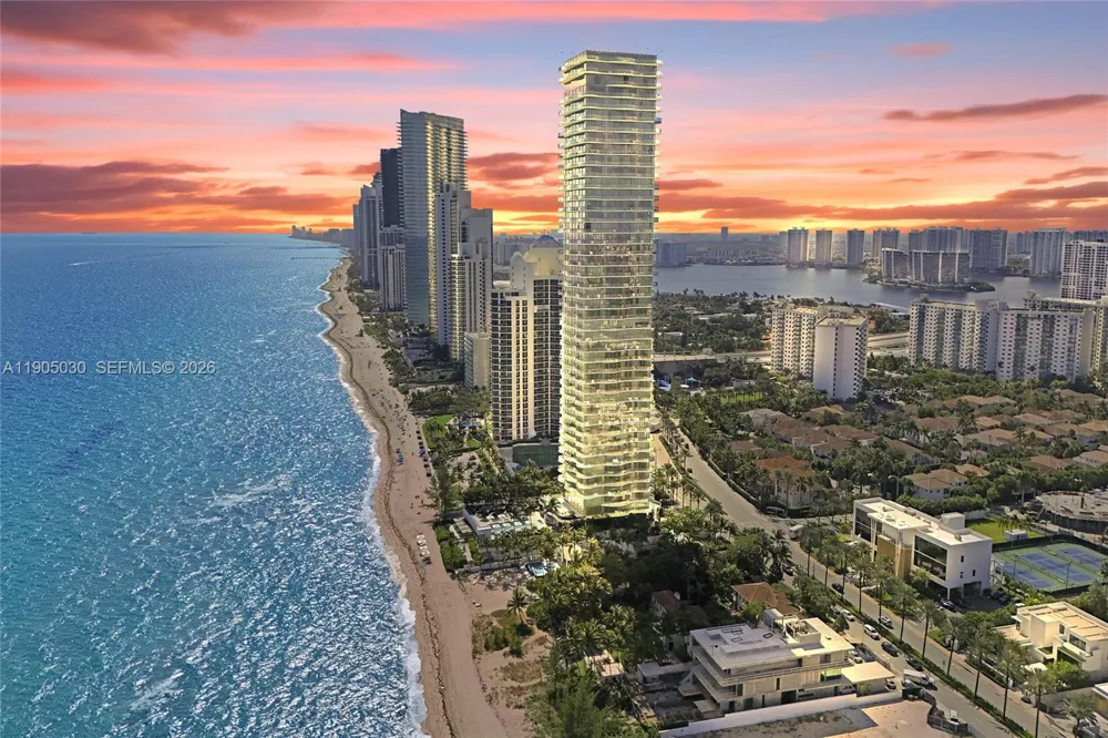 19575 Collins Ave #16 Sunny Isles Beach, FL 33160